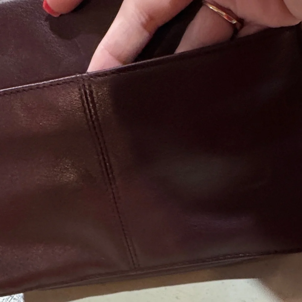 Etienne Aigner Dark Brown Leather Shoulder Bag - Picture 5 of 16